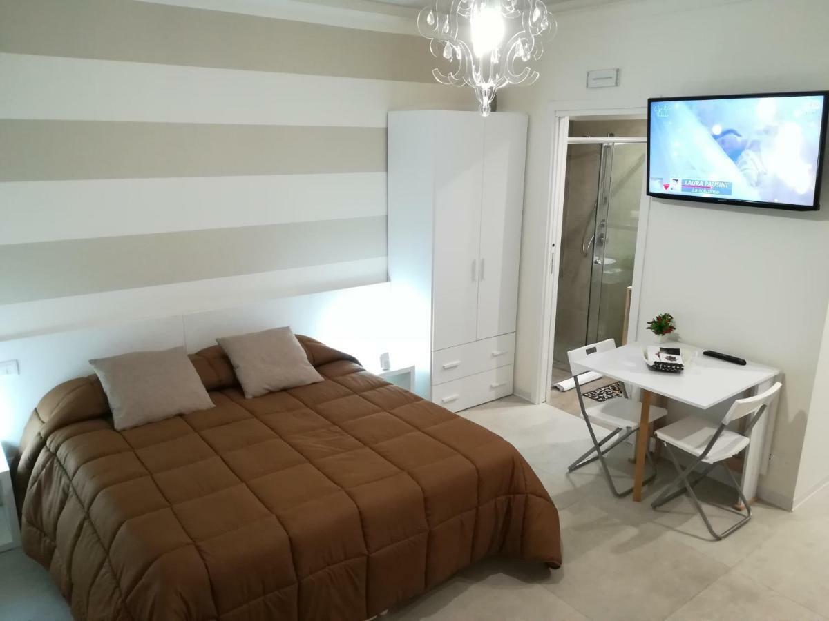 Guest House B&B Via Marina 雷焦卡拉布里亚 外观 照片