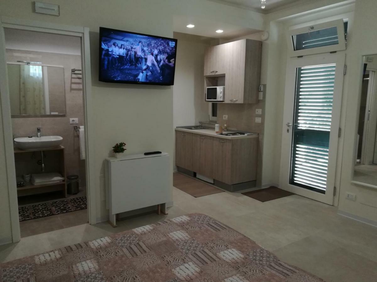 Guest House B&B Via Marina 雷焦卡拉布里亚 外观 照片