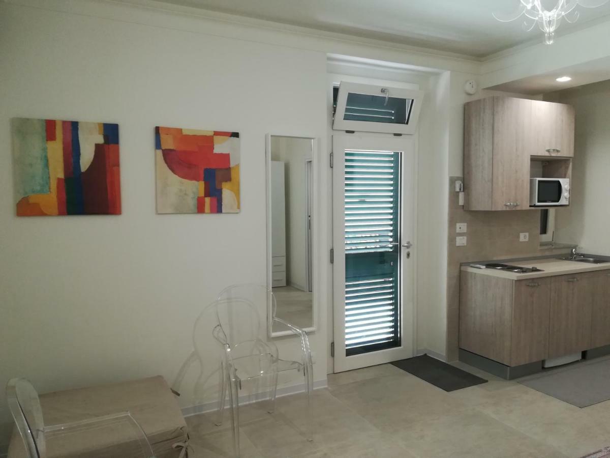 Guest House B&B Via Marina 雷焦卡拉布里亚 外观 照片