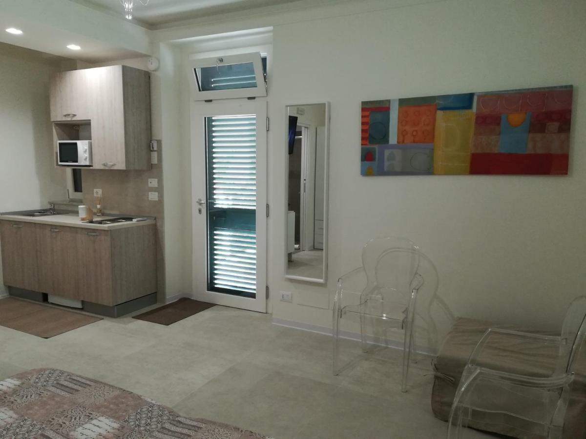 Guest House B&B Via Marina 雷焦卡拉布里亚 外观 照片